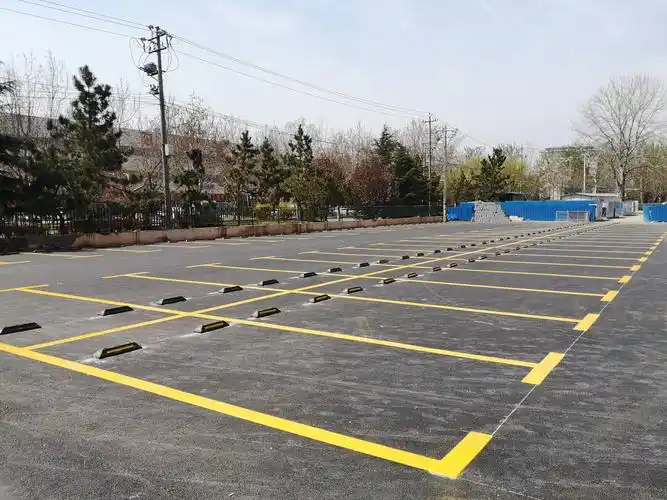 停车场划线