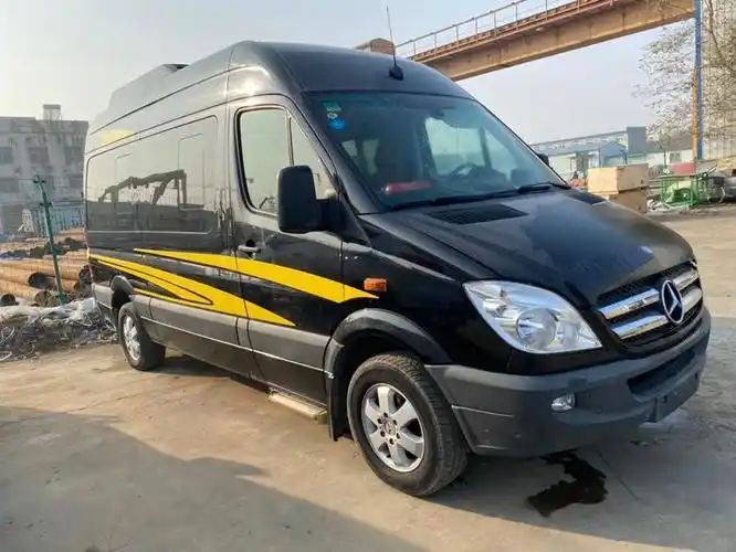 【烟台】2014年1月 二台9座:奔驰凌特小型客车: 手动挡