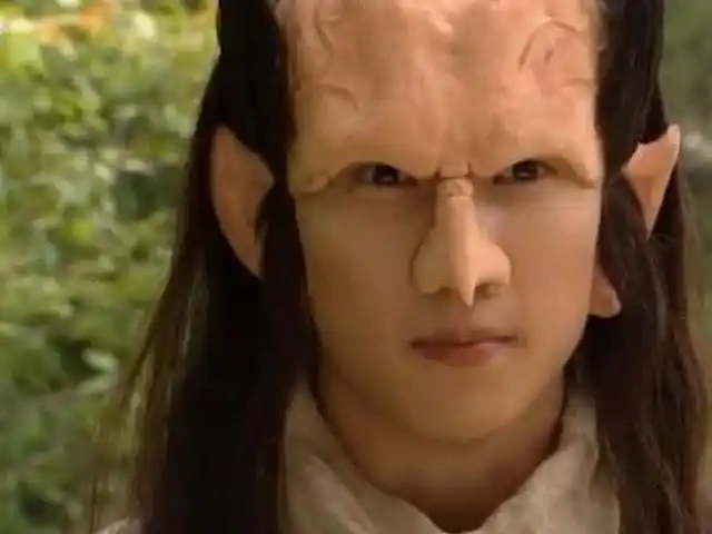 演过"雷震子"的男星,第1位最还原,后2位太假,而他只配0分