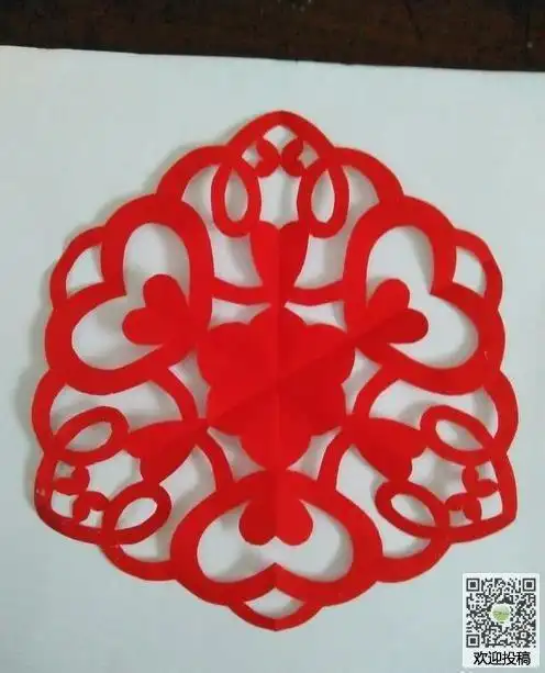 蛤泊镇蛤泊小学二年级美术课---剪团花