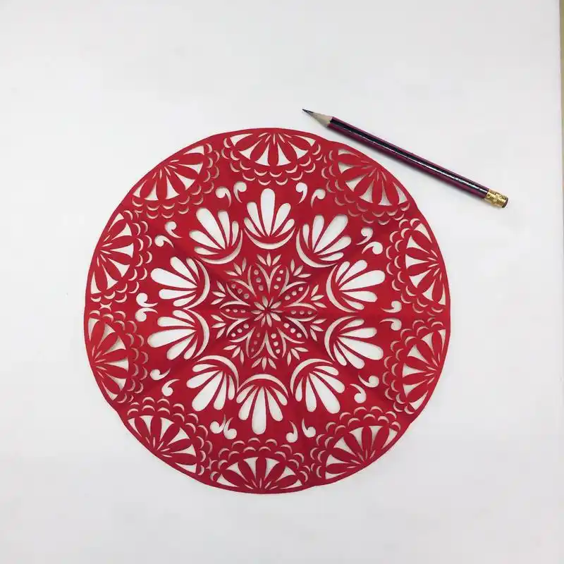 很少剪圆形团花,姑且叫它圆圆满满吧 - 抖音