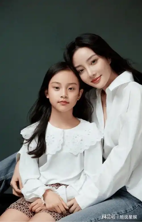 李小璐|星二代|贾云馨|黑子(演员)_网易订阅