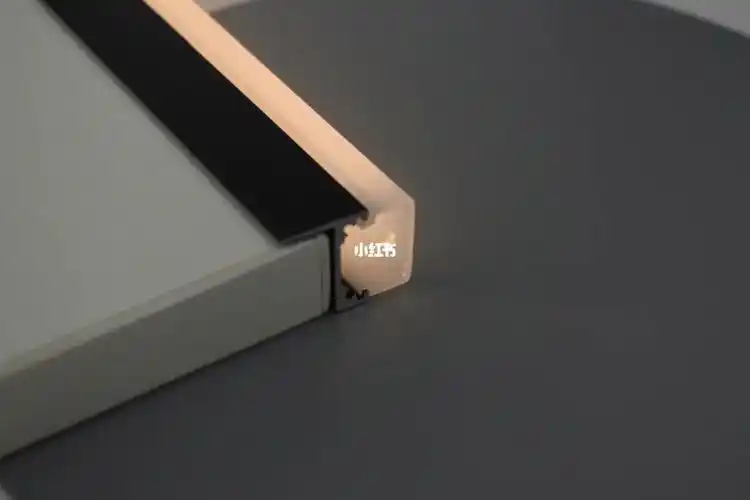 三面发光夹18mm层板灯