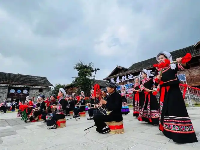 黔西南州布依族八音坐唱竞放异彩