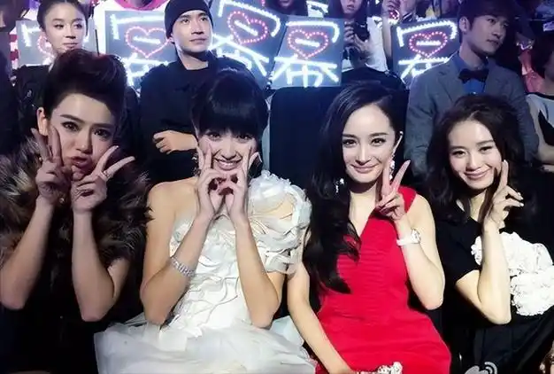 唐嫣|杨幂|刘诗诗|娱乐圈_网易订阅