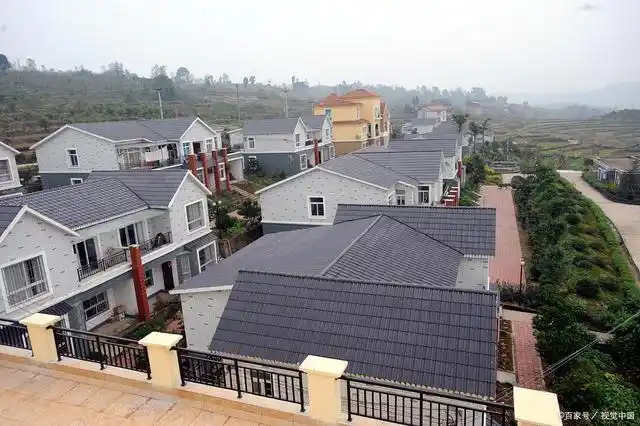 农村自建房二层挂瓦顶,有没有必要做集水沟?明白作用后就懂了