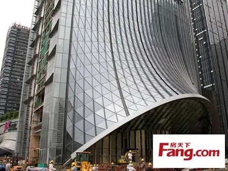 8米的标志性建筑家居频道 新闻详情     竣工前的 京基100穹顶式大堂