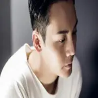 陈伟霆头像高清图片 很酷超帅陈伟霆头像_微信头像图片大全