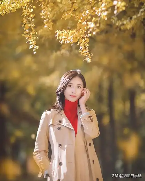 其次一定要人物远离背景,这样拍摄时,对焦在人物眼睛上,因为背景距离