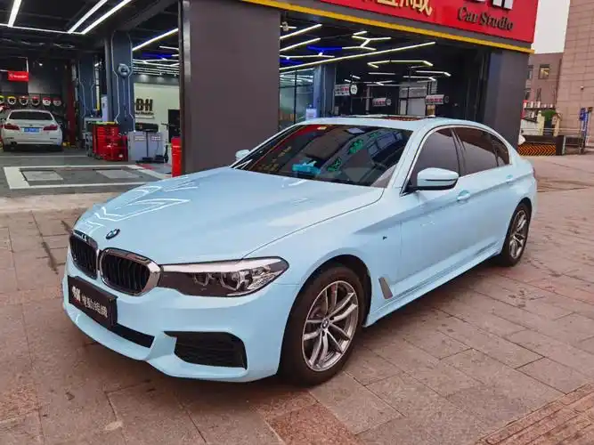 宝马五系改色水晶冰川蓝