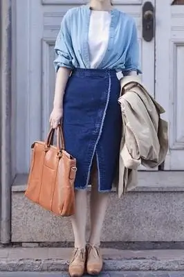 宋慧乔穿火了一种单品叫蓝色衬衫清爽简约又有气质