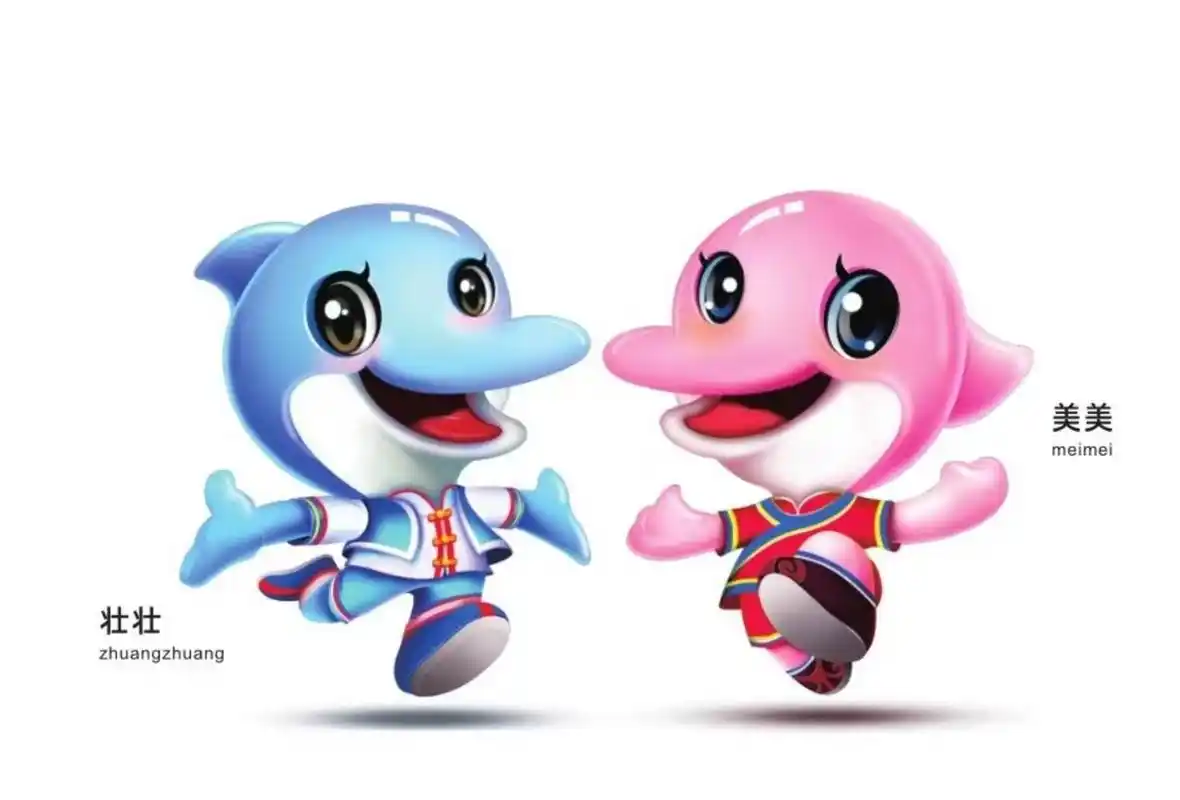 中华白海豚是广西钦州三娘湾特有的珍稀保护动物,它活泼律动,友好