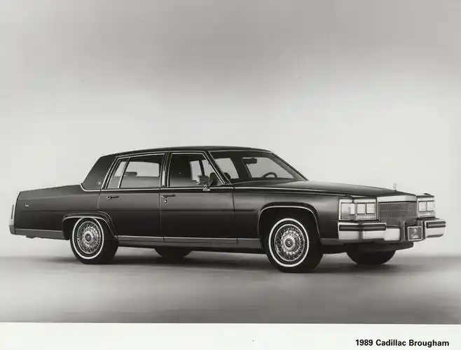 凯迪拉克布洛海姆——美系豪华轿车之经典