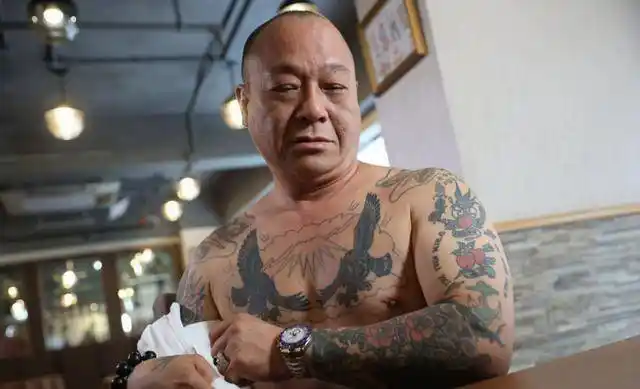 b哥首回应与古天乐恩怨,谈及《古惑仔》:电影将我美化了_吴志雄_陈