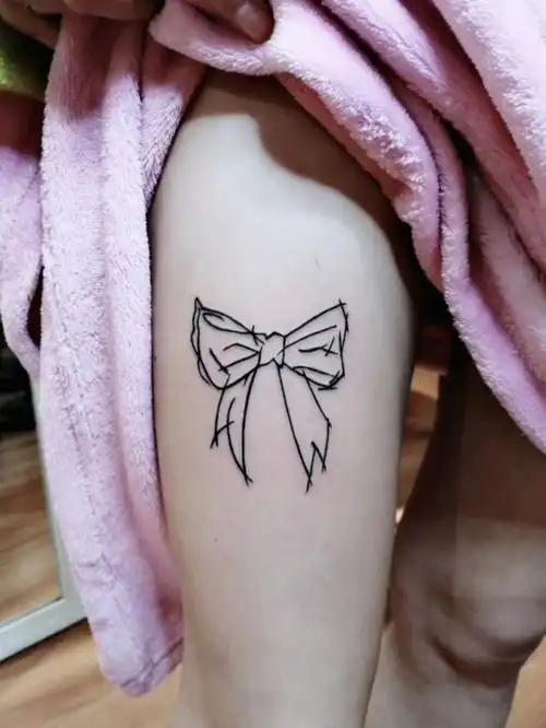 蝴蝶结96#大腿纹身