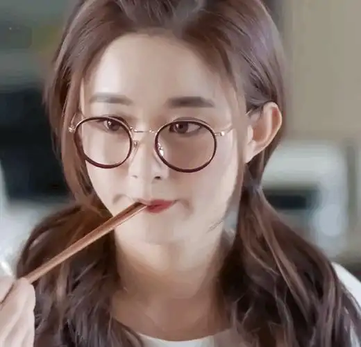 赵丽颖超话#赵丽颖飞天奖入围两部作品##赵丽颖##赵丽颖短发进组#"