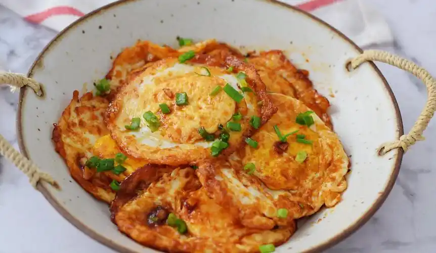 荷包蛋换另一种办法做好吃到爆风味十足2分钟就能学会