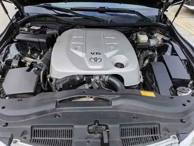 丰田 锐志  2010款 2.5v 风度菁英版图片