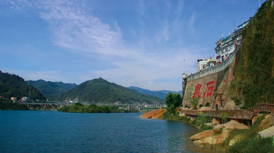 石泉县旅游(安康旅游攻略详细)