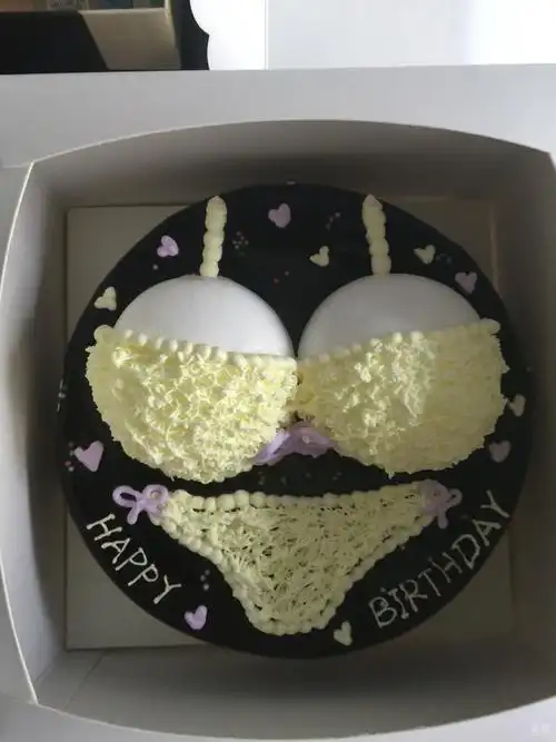 dcake订蛋糕dcake订蛋糕8寸比基尼蛋糕1份-无锡美团网