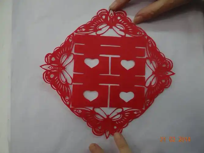 蝴蝶双喜喜字中国民间手工剪纸作品窗花春节喜字