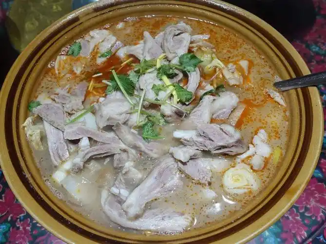 小余羊肉汤火锅