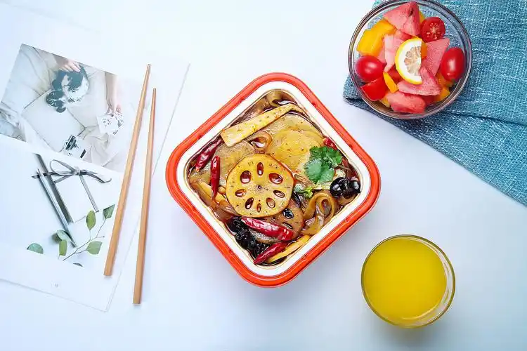 空巷子自发热火锅 素材图片拍摄