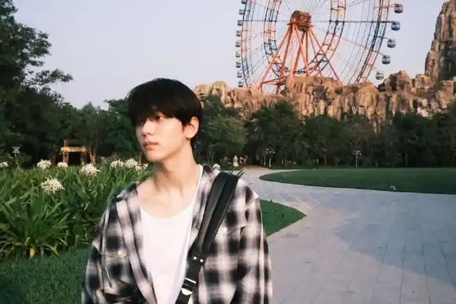 15#崔秀彬门面队长#240213【彩色相机】秀彬更新ins幸福的越南旅行