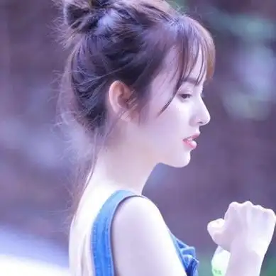 清纯女生图片清新头像高清漂亮的清纯校花图片清新头像