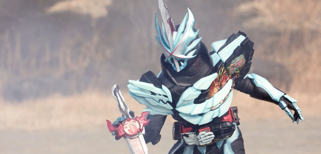 怪不得有句话,"黑化强三分,洗白成弱鸡"说的就是假面骑士这个系列的