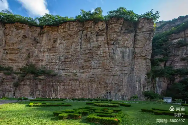 青龙峡是山西太行山大峡谷中的最后一个景点,它跟黑龙潭,红豆峡