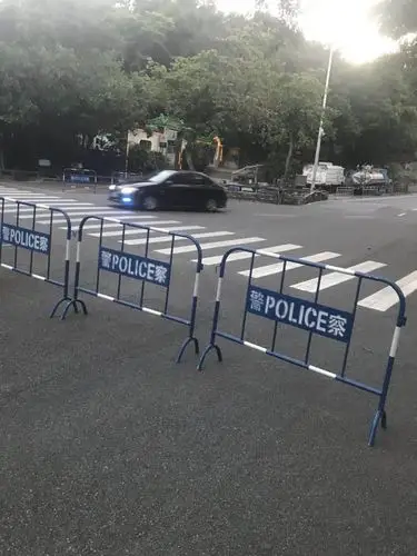 厂家定制201/304不锈钢护栏 大型商业活动安全隔离铁马