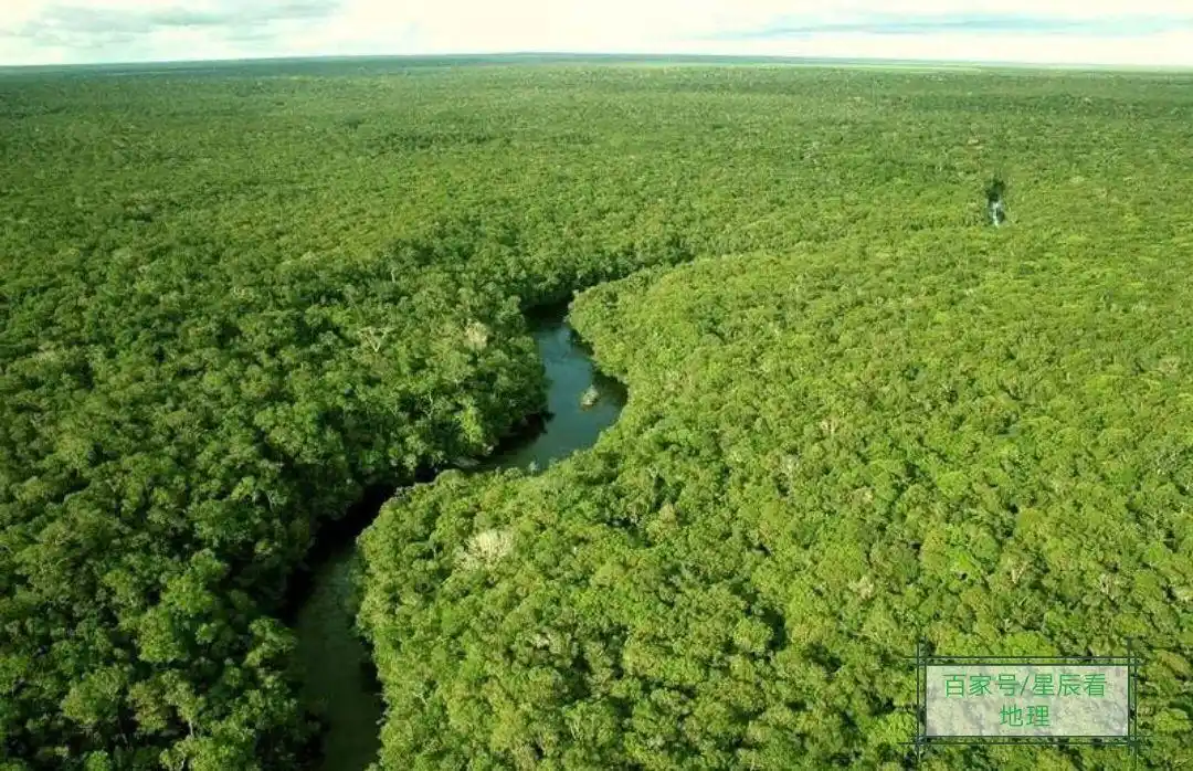 中央大平原,是北美洲最大的平原,主要位于美国中部,少部分位于加拿大