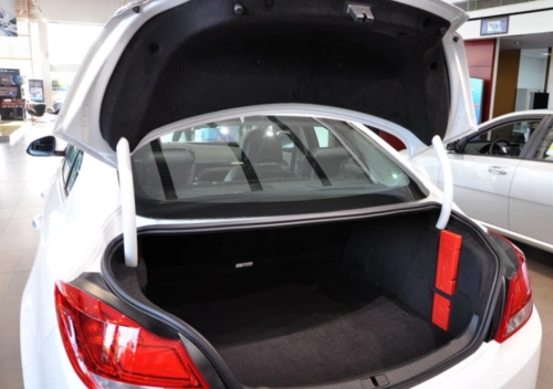 车内的几大隐藏功能,关键时刻能保住性命,搞明白了才能少吃亏!