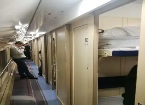 软卧能不能选位置?火车软卧有两人间吗?(图2)