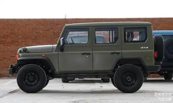 北汽集团的"老北212"是绝对不得不提的一款车,它的诞生对于我们国产车