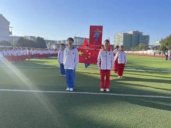 都昌万里中学举办第四届秋季运动会