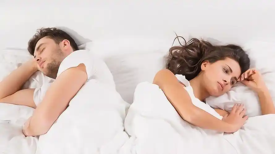 夫妻分房睡会导致什么结果男人忍两三天已是极限