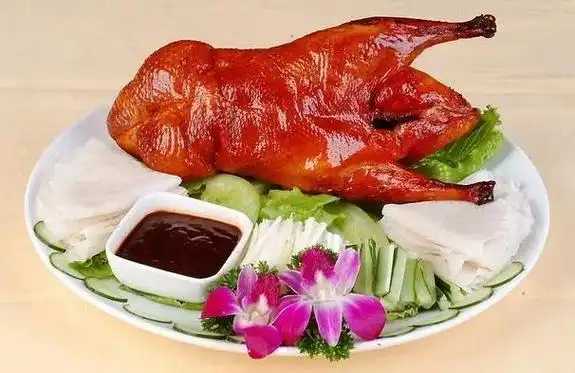 北京烤鸭的做法(老北京烤鸭正宗做法和配料)(1)