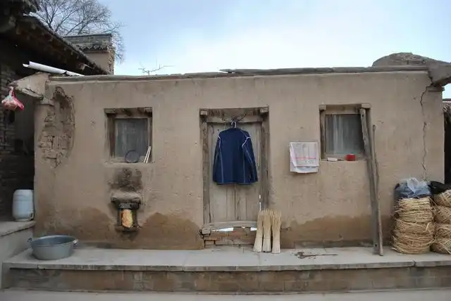 农村90后不愿意种地,更不想回农村,农地谁种?农村谁来发展