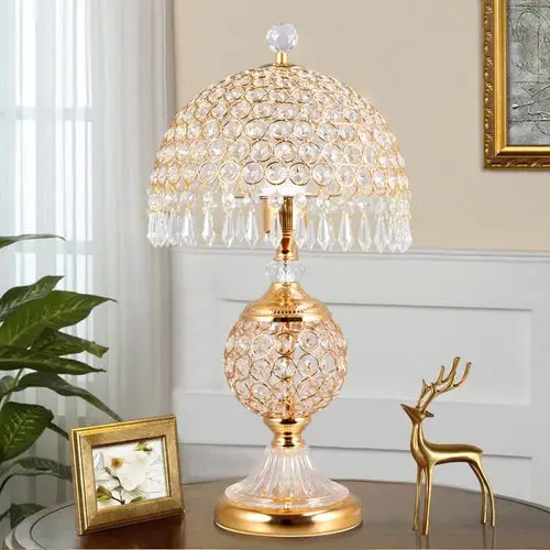 台灯网红红灯卧室床头头灯北欧浪漫艺术公主装饰台灯