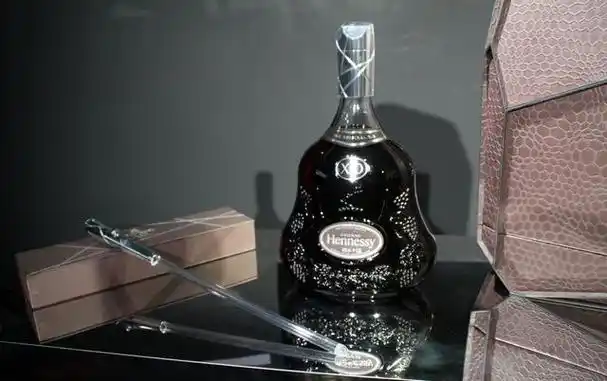 珠海回收轩尼诗李察洋酒,香洲洋酒回收价格