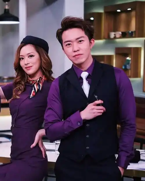 传冯盈盈飞甩郑衍峰一年情玩完搬将军澳豪宅再搭上有钱新欢