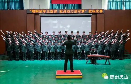 军歌嘹亮青春飞扬直击武警新疆总队新兵一团唱响强军主旋律献身助力