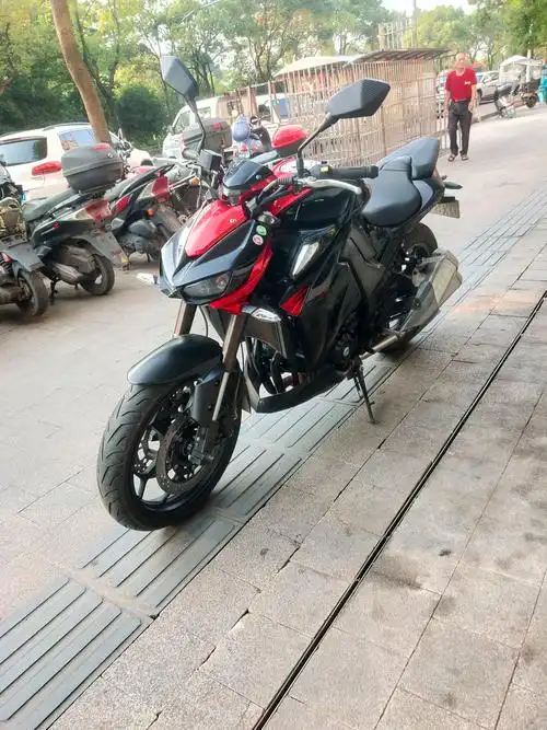 二手摩托车宝雕 n 19-400