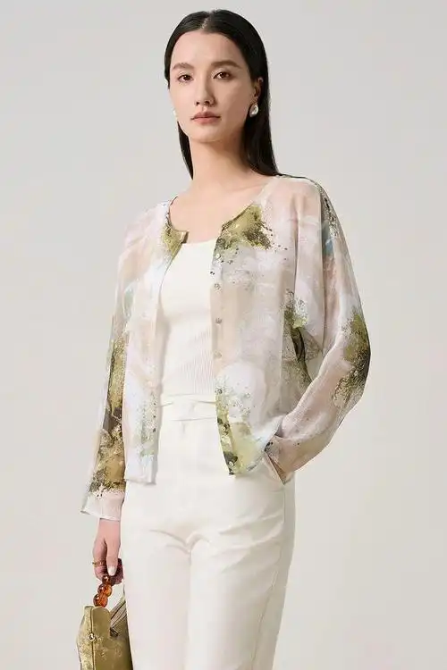 两面穿印花上衣,100%桑蚕丝,丝滑凉爽,气质清雅