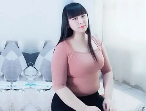 30岁的小静是一位山东德州市的姐姐,她通过在某短视频平台上发布作品