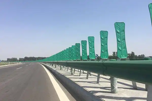 中央分隔带护栏