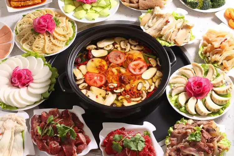 公司旗下品牌,位于四川成都是以经营牛驴肉汤锅为主的特色汤锅品牌