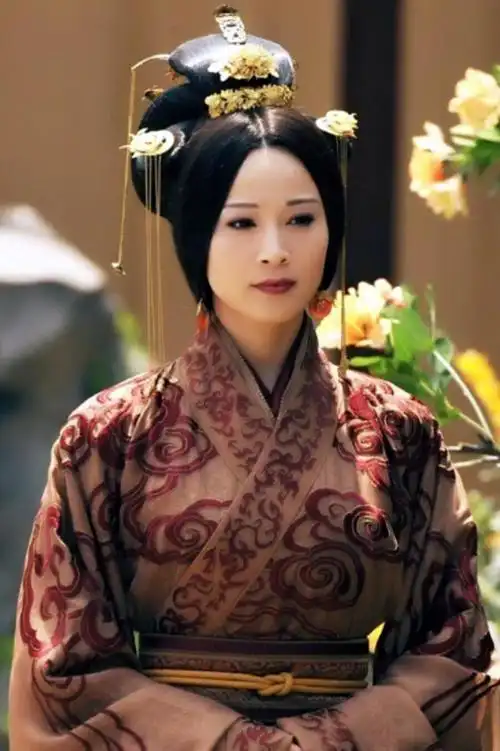 风中奇缘昭阳公主石小群饰